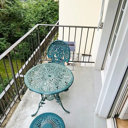 3 Old Town Huge Flat - Munster *