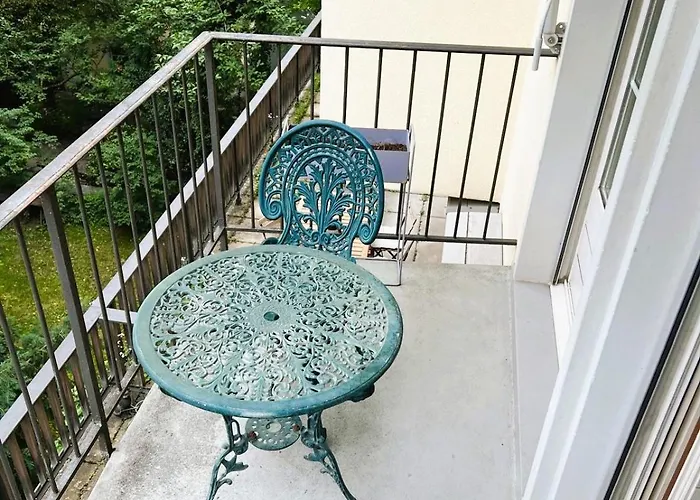 3 Old Town Huge Flat - Munster *