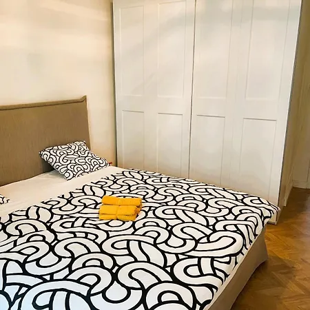 3 Old Town Huge Flat - Munster *